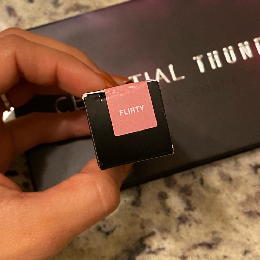 Liquid lipstick